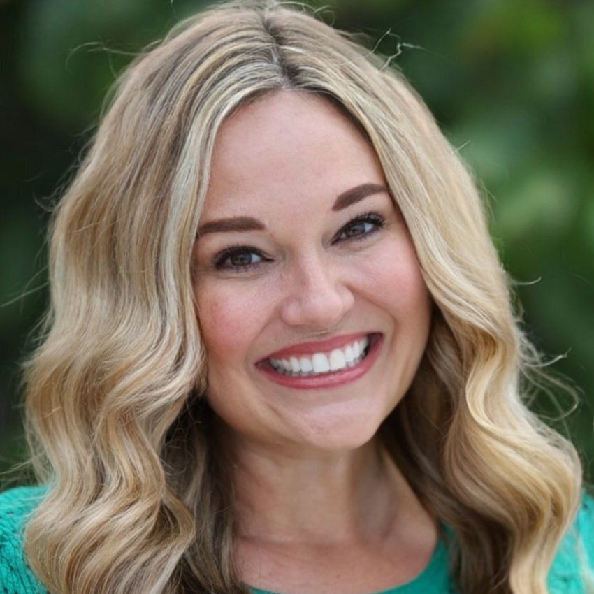 Sara Miller Photo